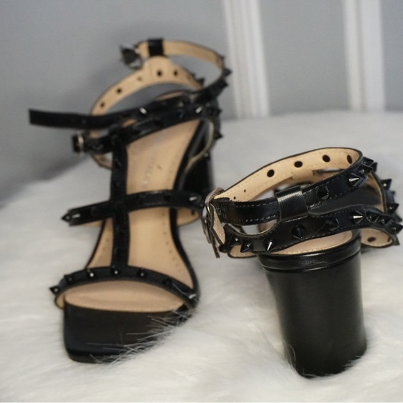 Adrianne vittadinni stud heels - Picture 4 of 6